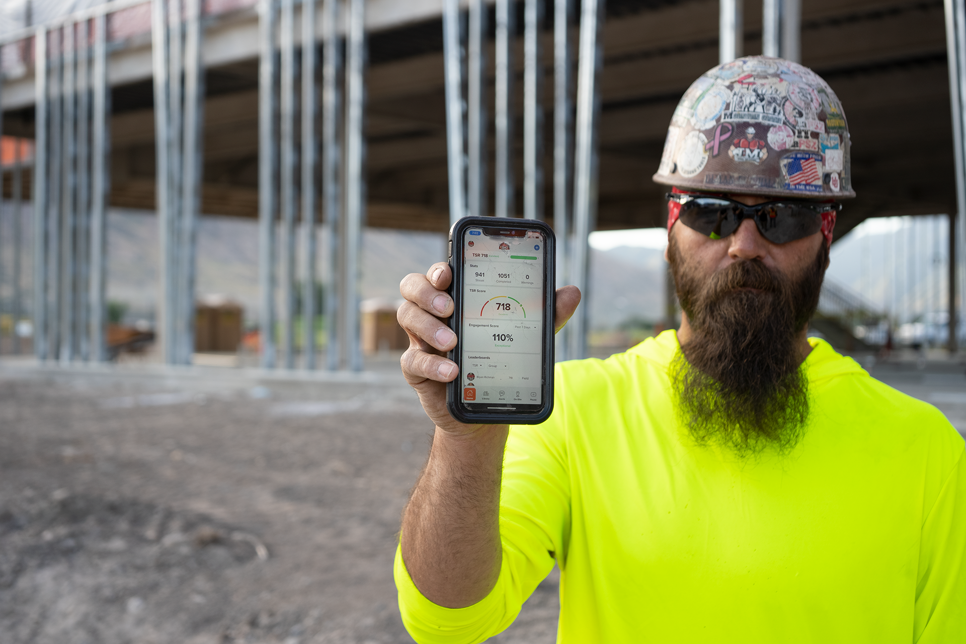 Field worker using Tyfoom